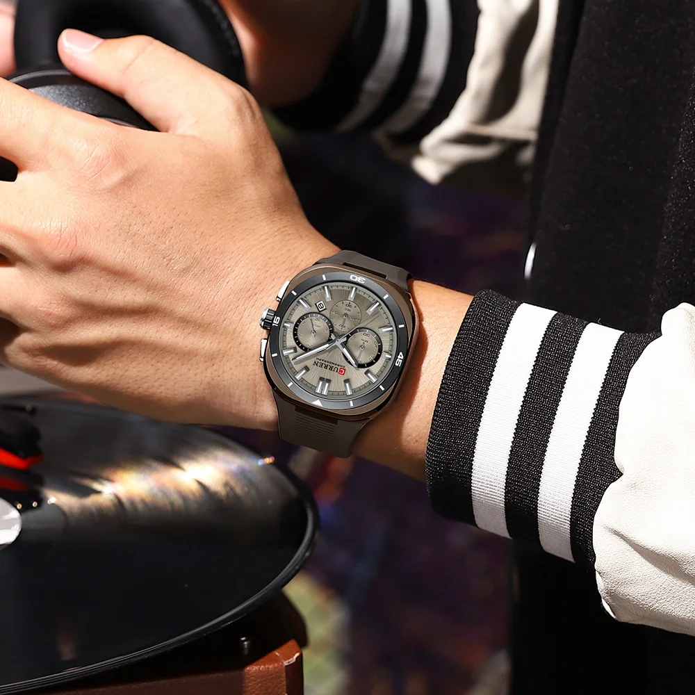 Curren 8502 Men's Chronograph Quartz Watch - Product Image 3